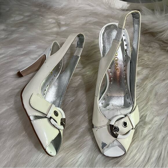NEW BCBG Girls Patent Leather Buckle Peep Toe Slingback Heels White 36 6 AS IS - Picture 7 of 15